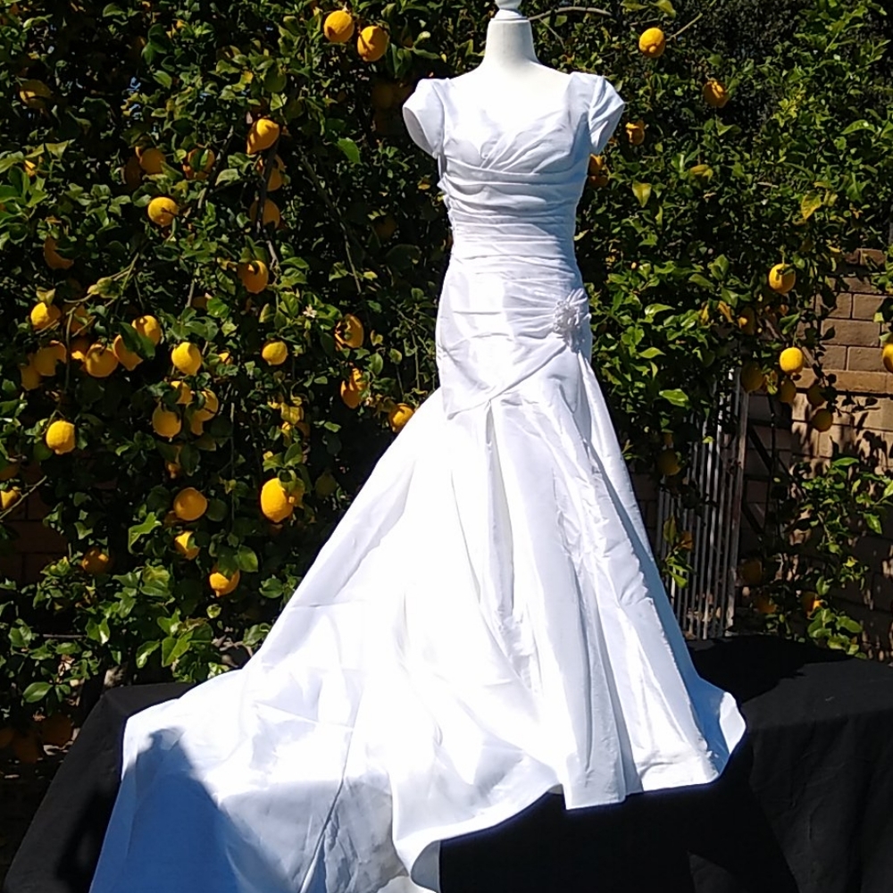 Victoria's Satin Fit and Flare Wedding Dre…